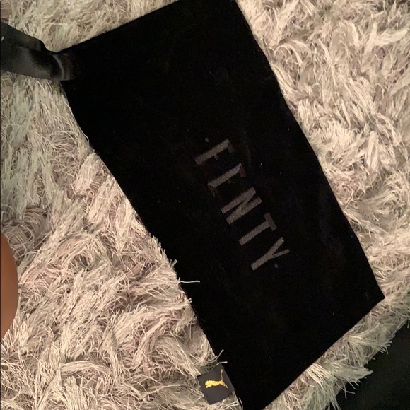 Fenty Puma Jelly Slides - Picture 3 of 4